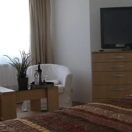 Select Studio